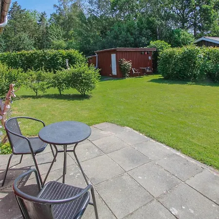 Hébergement de vacances 2 Bedroom Beautiful In *