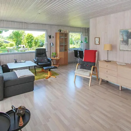 Hébergement de vacances 2 Bedroom Beautiful In