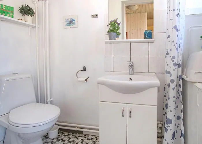 2 Bedroom Beautiful In Ferienhaus Samsø